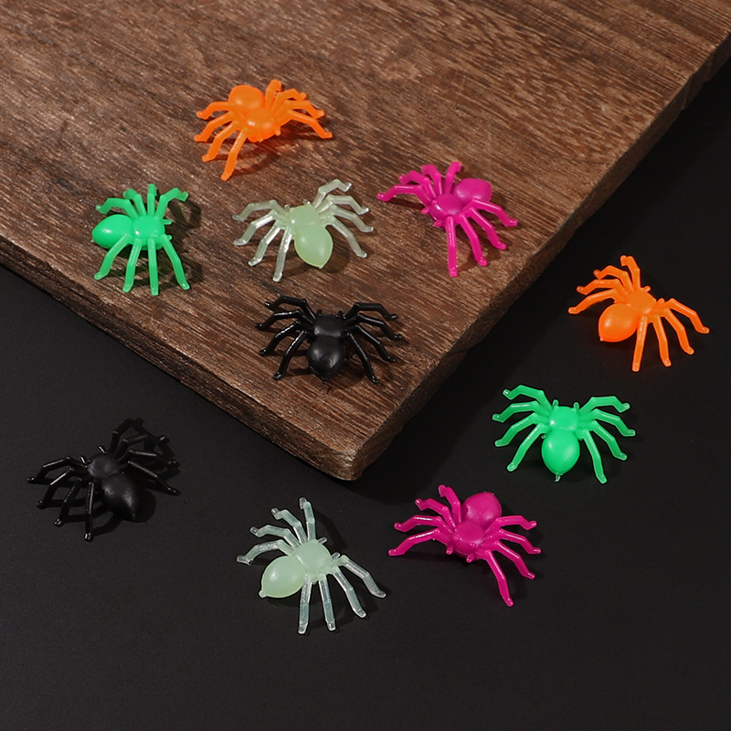 50-200Pcs Halloween Mini Spide - Outdoor Kids In An Indoor World ulasan dan harga