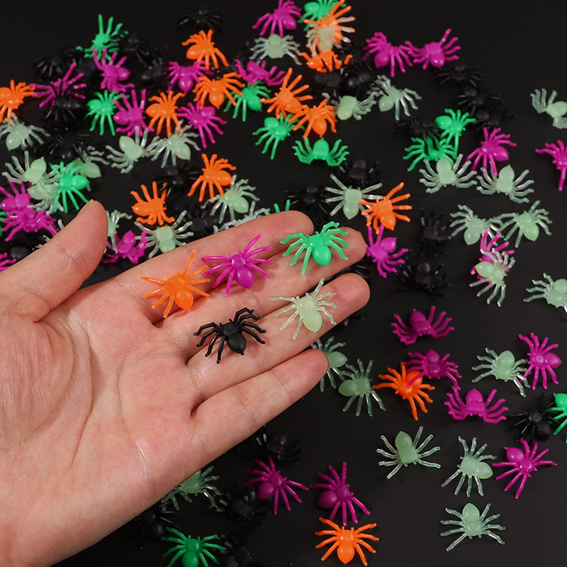 50-200Pcs Halloween Mini Spide - Outdoor Kids In An Indoor World ulasan dan harga